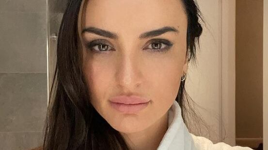 "Ha subito un intervento". Problemi di salute per Arisa: annullati i concerti