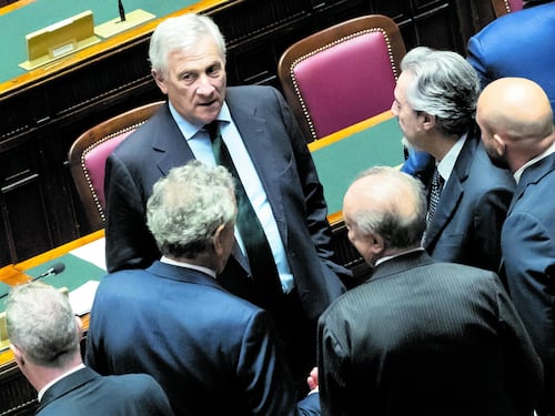 Sulla legge elettorale due fiducie senza pathos. Maggioranza divisa sul voto anticipato