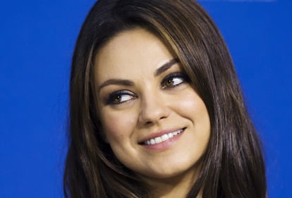 Mila Kunis, sposa sexy per Ashton Kutcher: nozze segrete 11