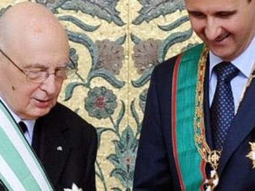 Assad indegno anche per Palazzo Chigi: via l'onorificenza