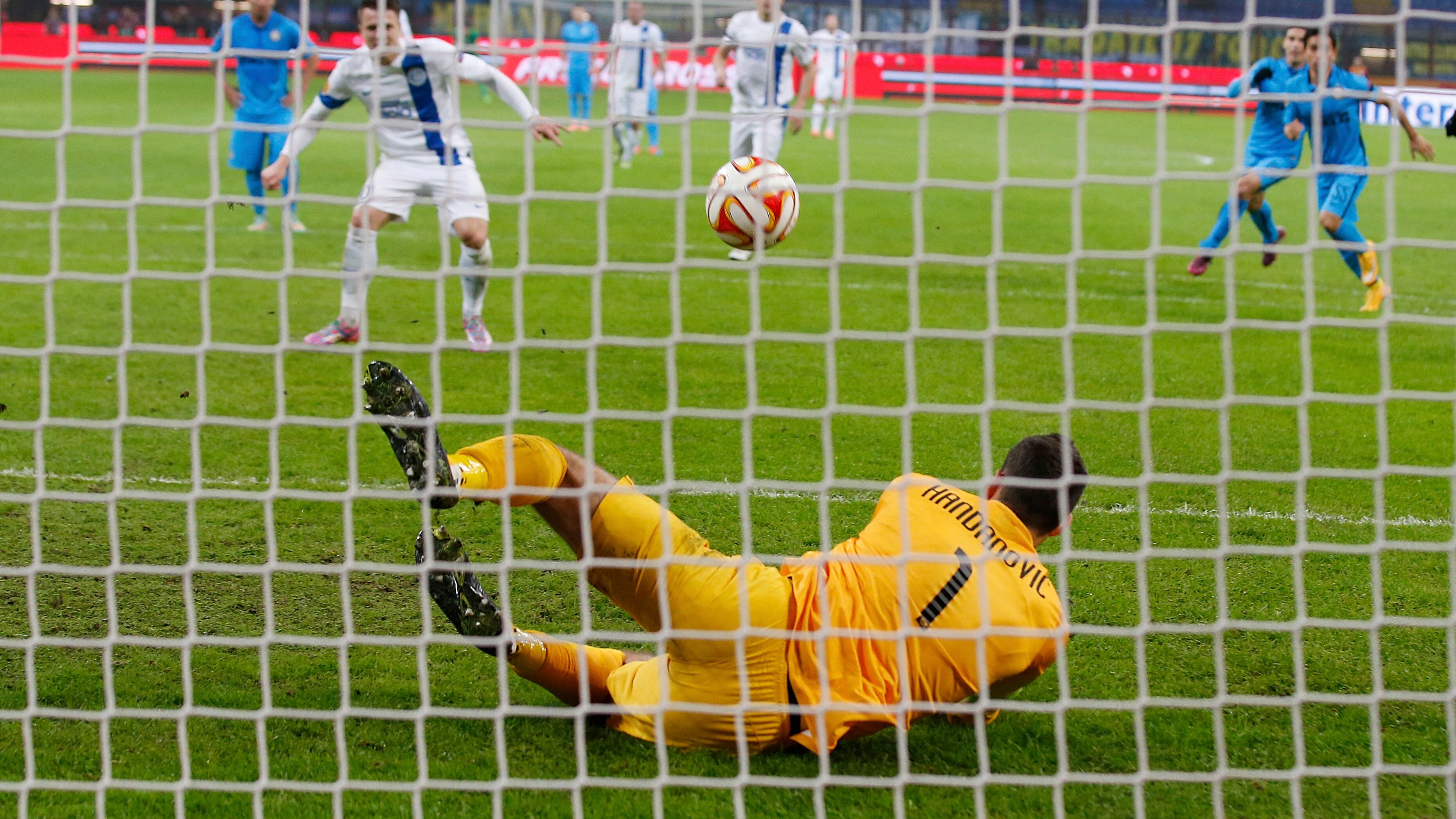 Piccoli segnali di Inter. La prima del Mancio vale la qualificazione