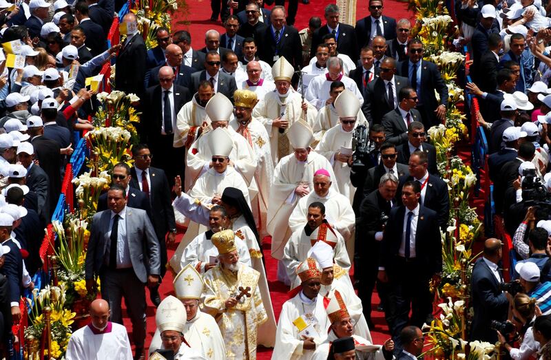 Il Papa dice messa al Cairo 5