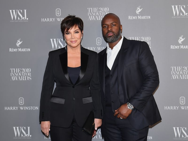 Kris Jenner e le figlie in foto 3