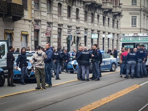 Torino, docente aggredita davanti alla scuola IC Gabelli a Barriera di Milano