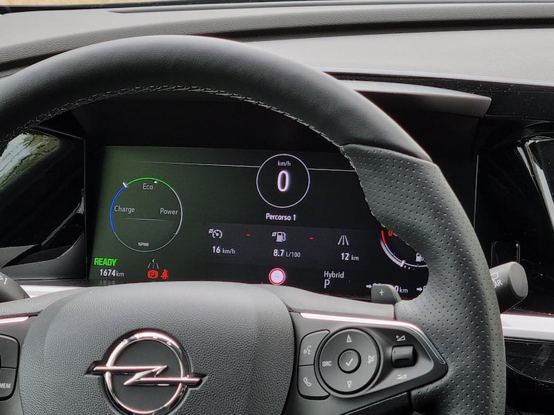 Opel Grandland Gse, guarda le foto 16