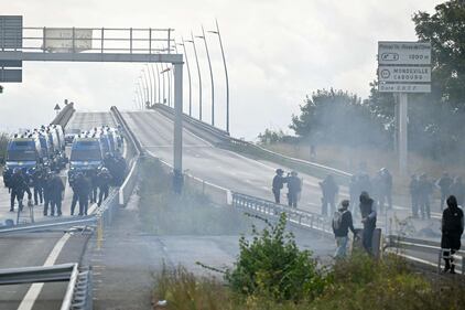 Francia, il giorno dei "Bloquons tout" 15