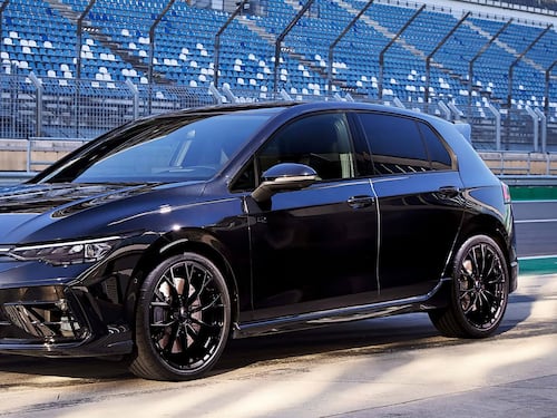 Volkswagen Golf R 2024, guarda tutte le foto