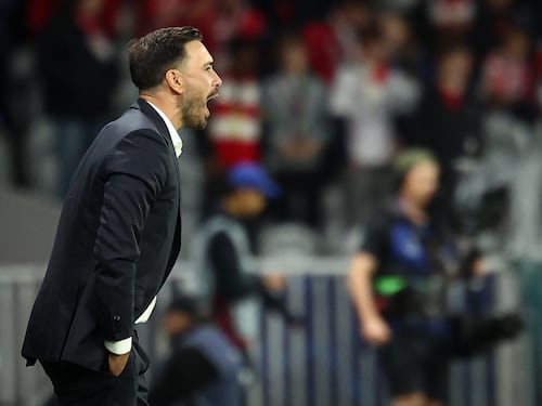 Maresca vince il derby con Farioli, debutto amaro per Ancelotti jr: la notte Champions dei tecnici italiani