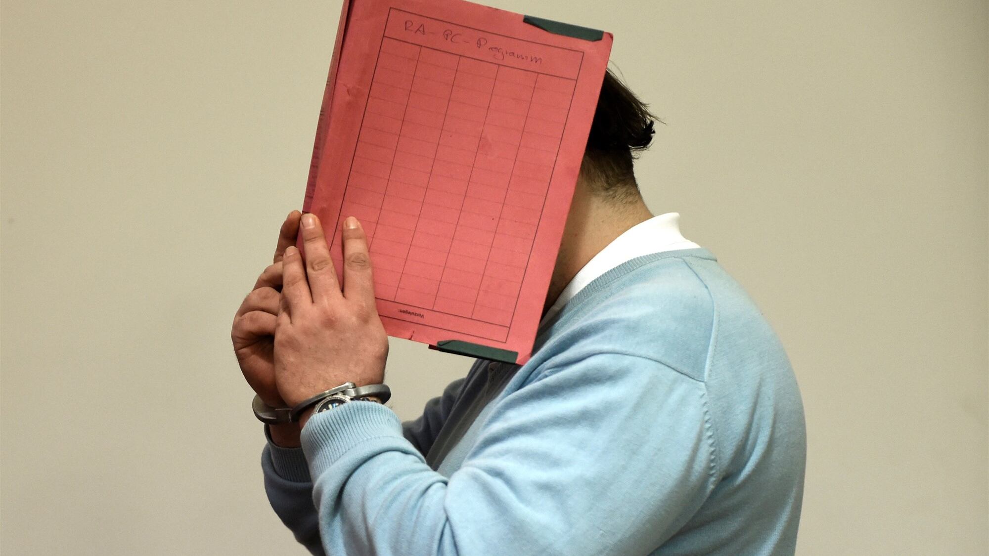 Ex infermiere tedesco confessa l’omicidio volontario di oltre 100 pazienti