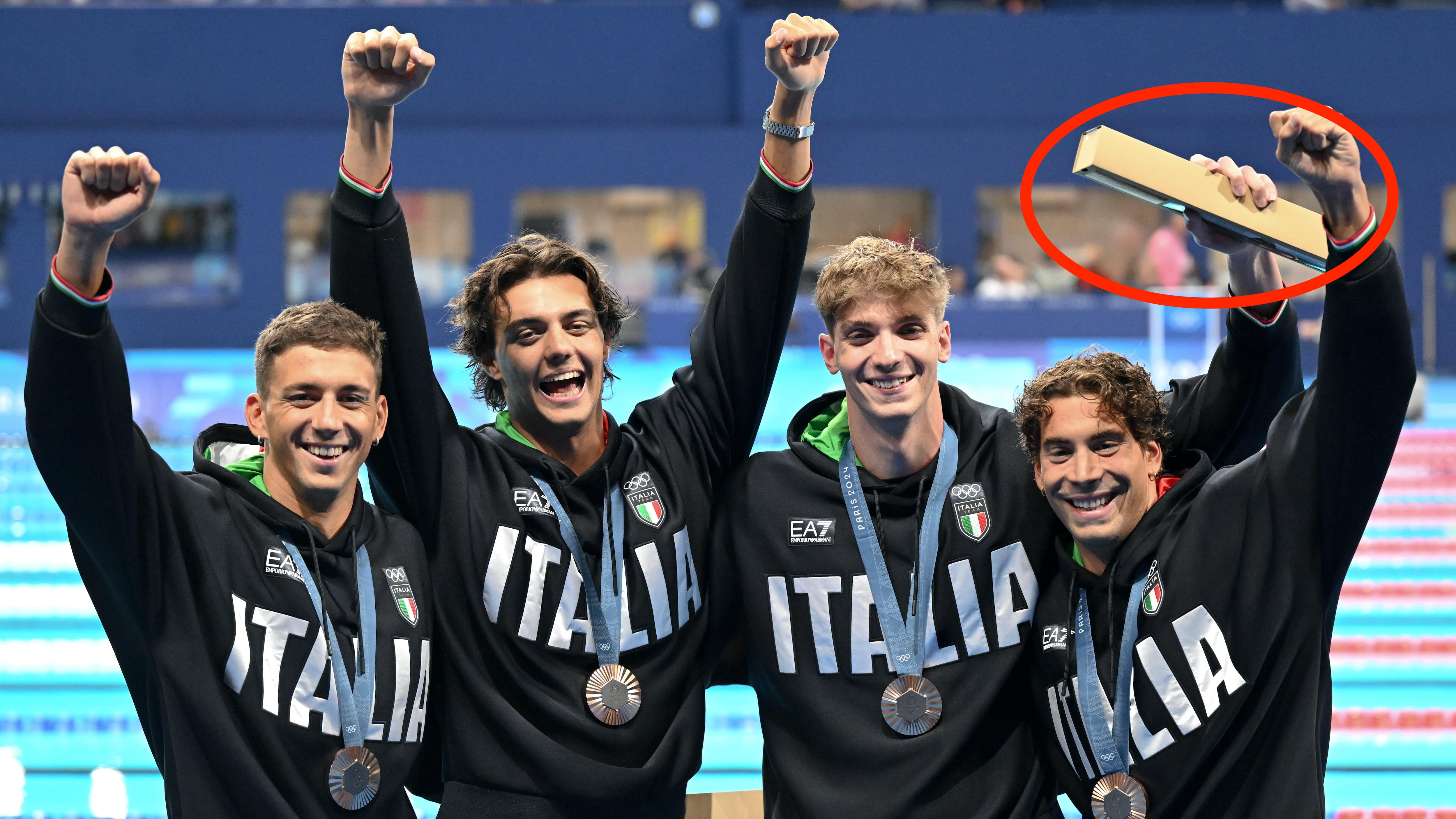 Olimpiadi, svelato cosa contiene la scatola consegnata ai vincitori sul podio