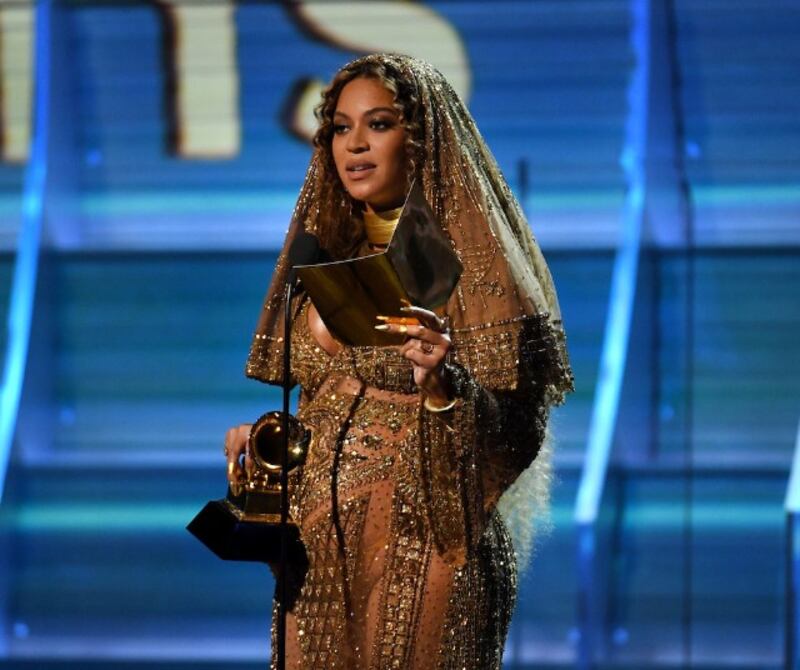 Beyoncé, le foto della sexy artista 8