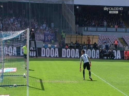 Napoli, annullato gol regolare di Higuain