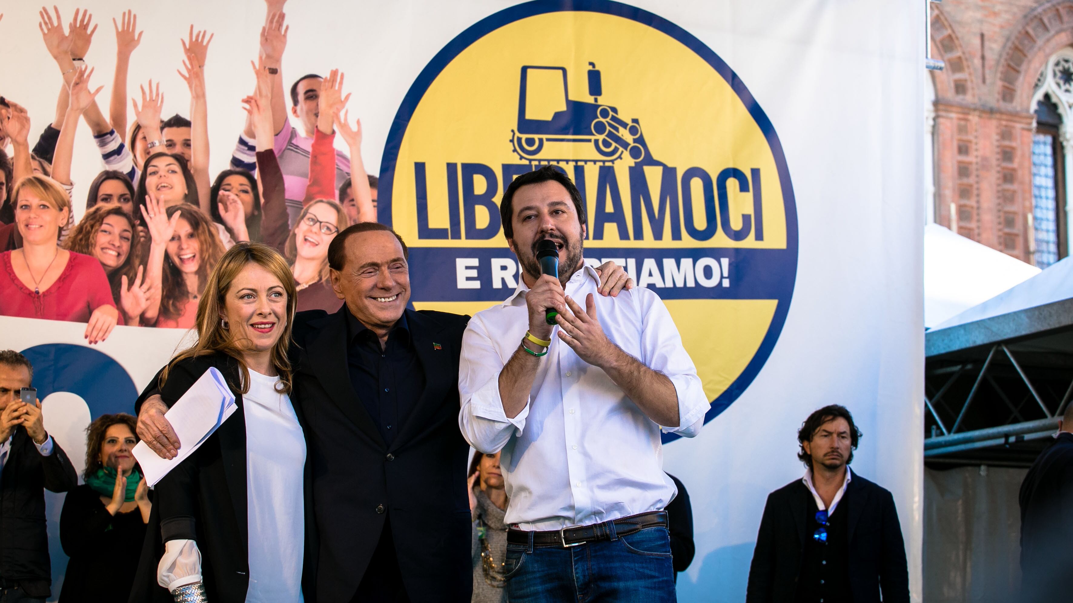 Il centrodestra combatta Renzi non se stesso