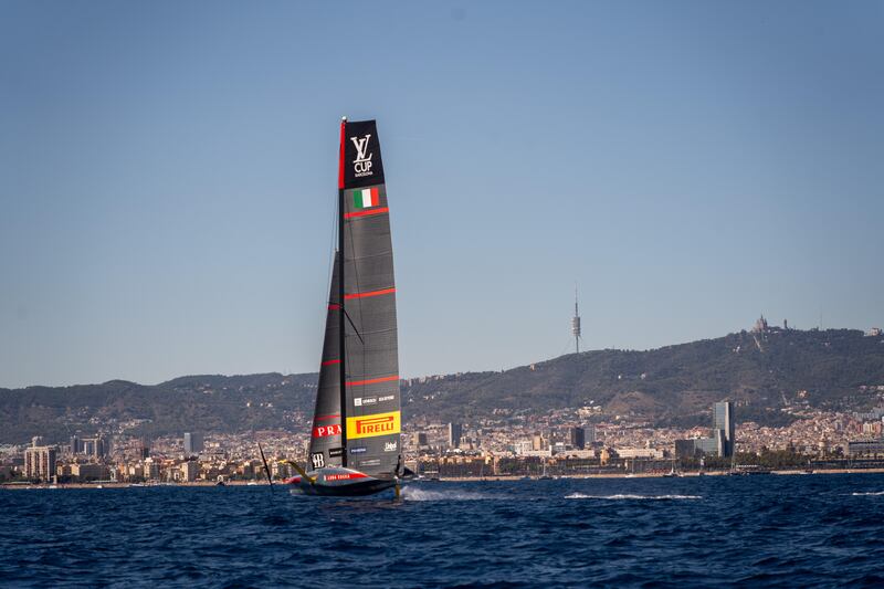 Luna Rossa domina American Magic e si porta sul 4-0: le immagini più belle della Louis Vuitton Cup 1