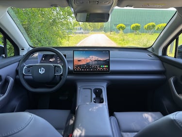 Leapmotor C10 REEV: guarda tutte le foto 1