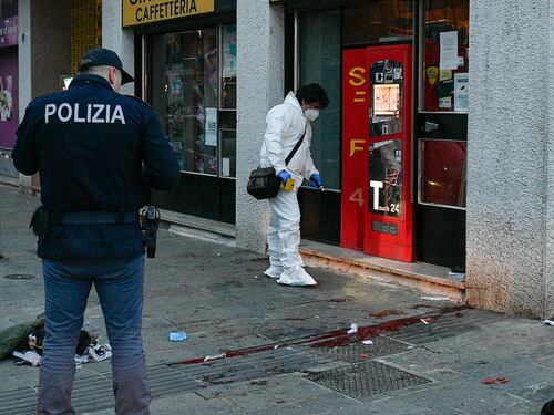 Un figlio kamikaze, l'altro lo accoltella: così è morto a Milano il papà anti jihad