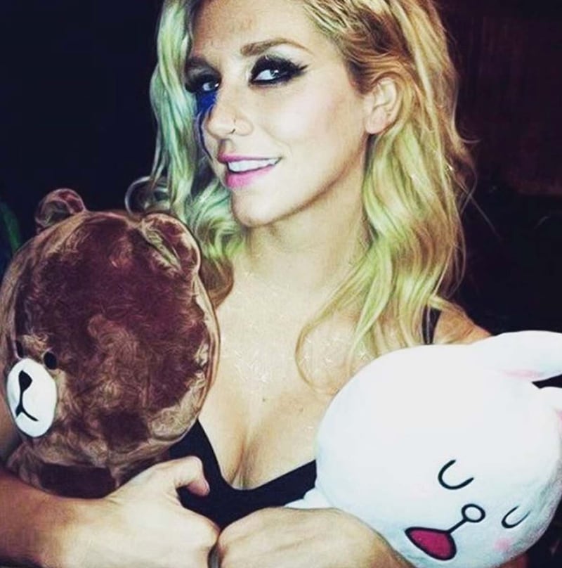 Kesha su Instagram, foto 20