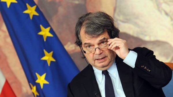 Brunetta a Renzi: "Da ottobre sarai disoccupato"