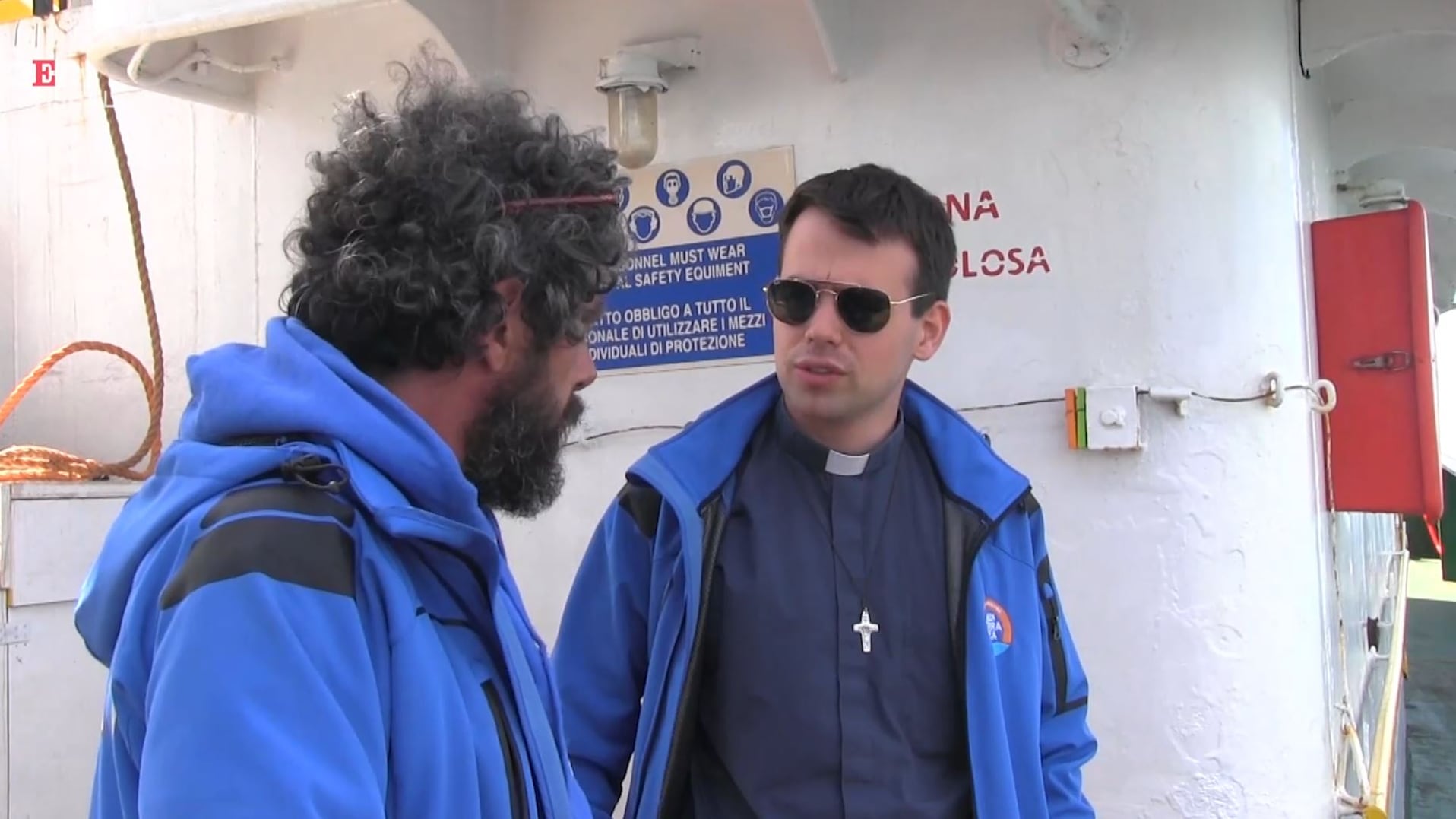 "Il Vangelo è tra i migranti": la Chiesa sale sulla Mare Jonio