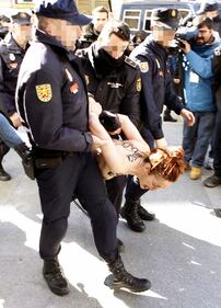 La protesta delle Femen in Spagna 1