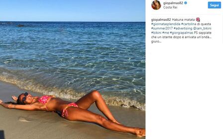 Giorgia Palmas hot alle Bermuda 11