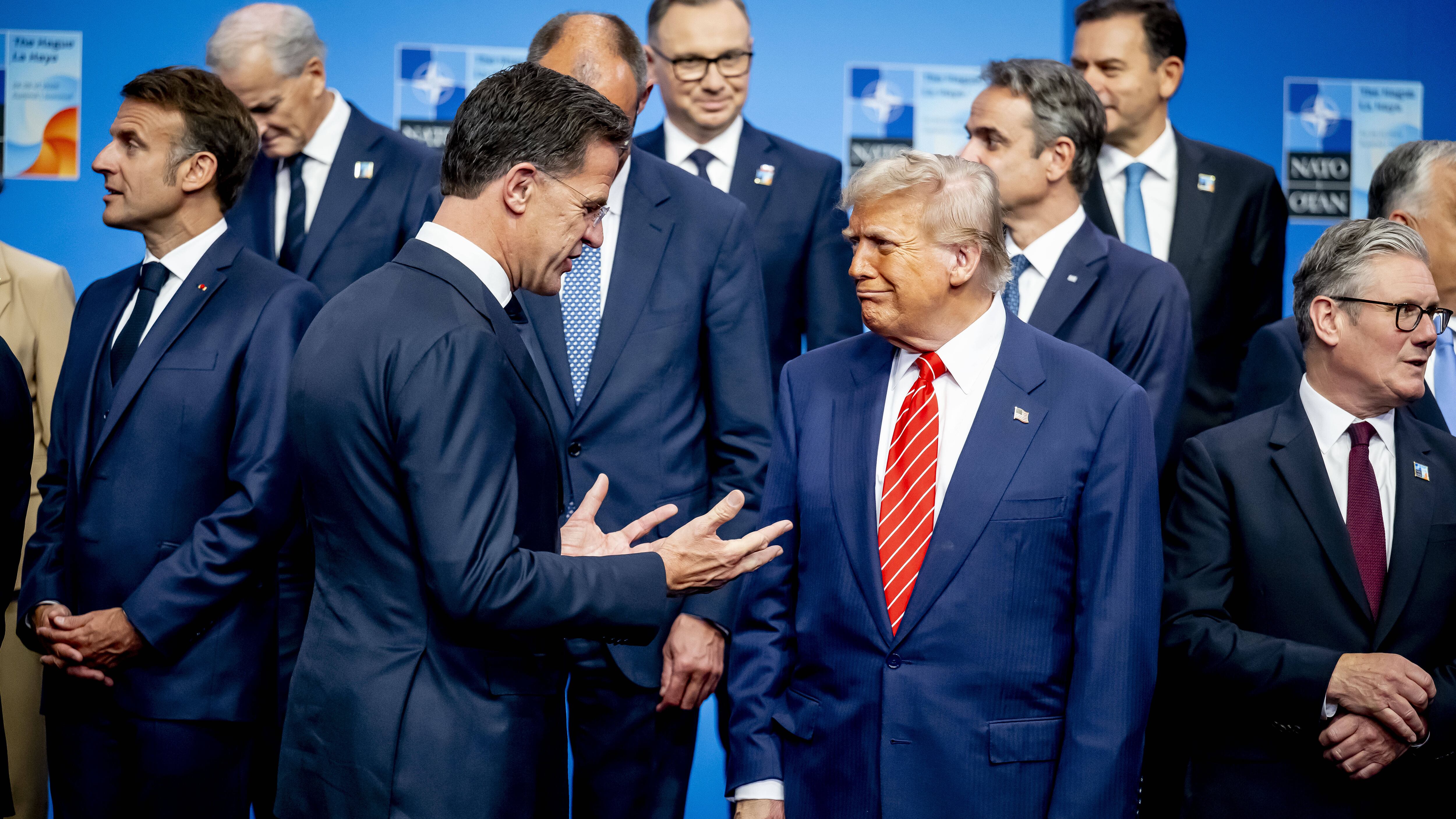 Le scintille Trump-Sanchez, la spesa militare al 5% e l'articolo 5: com'è andato il vertice Nato