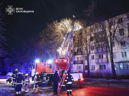 Pioggia di missili russi sull'energia dell'Ucraina. Zelensky: "Fermiamoli"