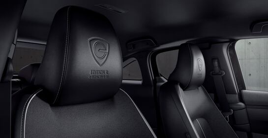 Mazda MX-30 R-EV, l’elettrica con il range extender: guarda le foto 3