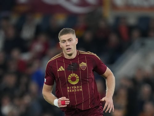 Dovbyk-Pedro-Isaksen, gol decisivi. Per Roma e Lazio sorrisi in Coppa