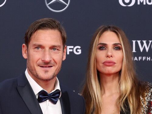 L'indiscrezione su Totti e Ilary: "Rapporti tesi. Gli avvocati aspettano solo lei"