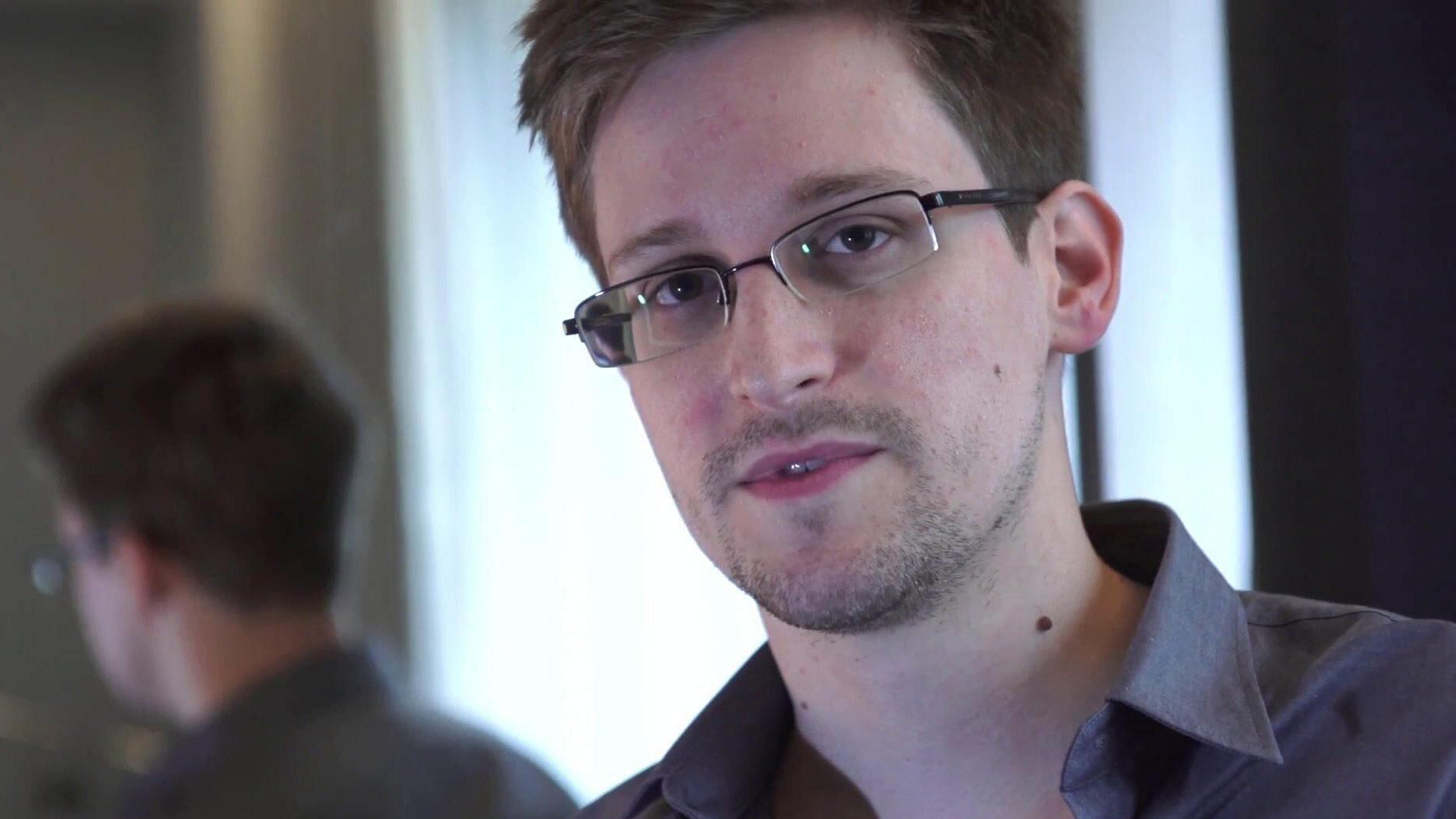 Quel gioco sporco della spia Snowden