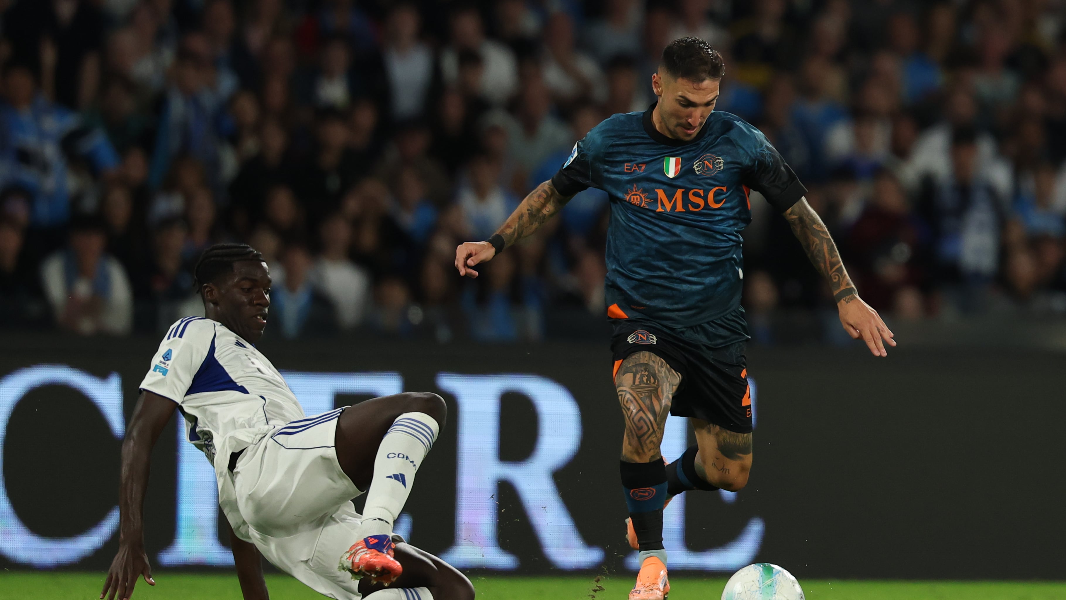 Un brutto Napoli bloccato sullo 0-0 dal Como: Milinkovic-Savic para un altro rigore