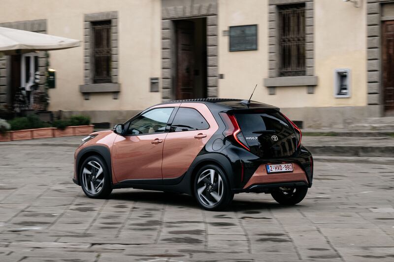 Nuova Toyota Aygo X Hybrid: guarda la gallery 6