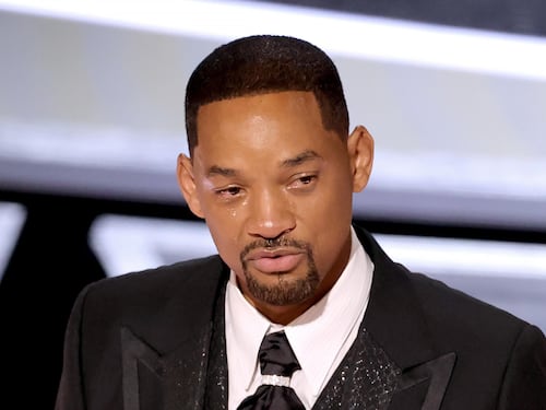 Will Smith al bando. Stop di Netflix e Sony ai suoi nuovi film