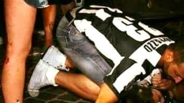 Torino, ragazzo protegge un bambino durante i momenti di panico