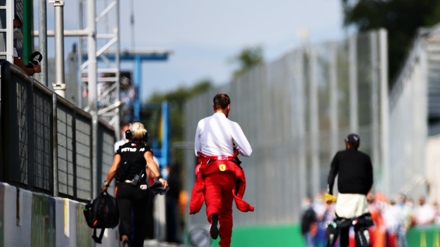Ferrari, paura e schiaffi. Monza va all'ex Minardi, la piccola "italiana"