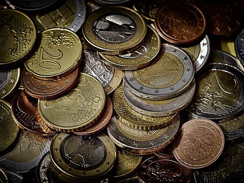 Euro, non fate questo errore: ecco quali monete conservare