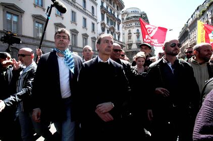 Il corteo del 25 Aprile a Milano 5