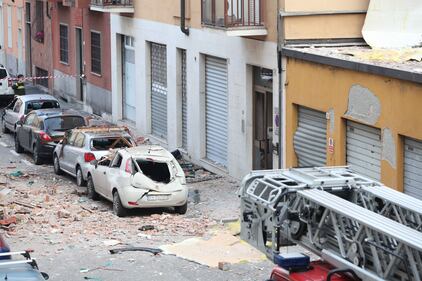 Scoppio in una palazzina a Sesto San Giovanni 2