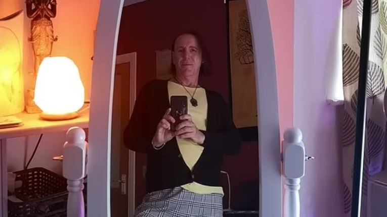 "Ti chiami Andy o Mandie?". Trans fa causa per molestie ma perde in tribunale