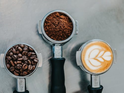 Caffè scorretto. L’Italia "fattura" oltre 5,2 miliardi. Ma le crisi globali e la tagliola prezzi affossano la qualità