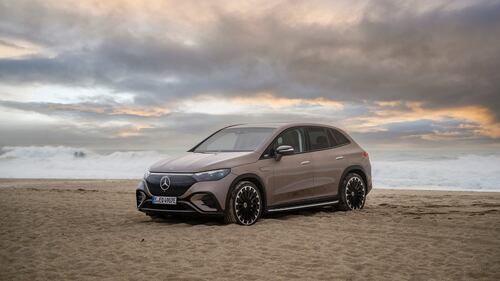 Mercedes-Benz EQE SUV, guarda la gallery 7