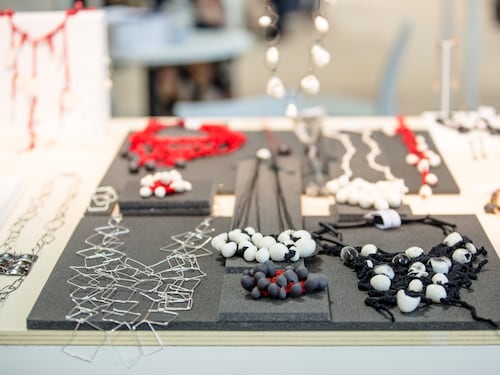 Gioielli moda e bijoux fra design e arte orafa a HoMi