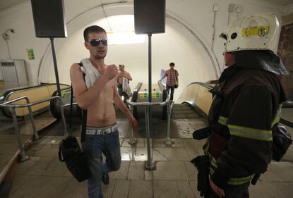 Fuoco nella metro a Mosca 5