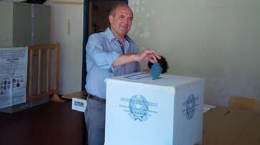 Comuni ai ballottaggi: un elettore su due ha scelto di non votare