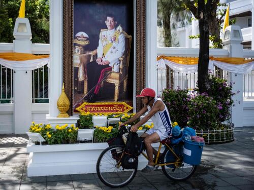 Bangkok, i preparativi per la cerimonia d'incoronazione del Re