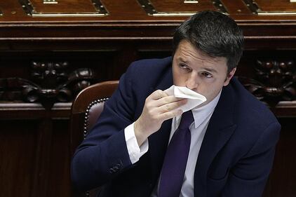Caffè, succo, evidenziatori in bocca: le distrazioni di Matteo 5