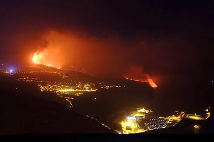 Canarie, l'eruzione del vulcano Cumbre Vieja 2
