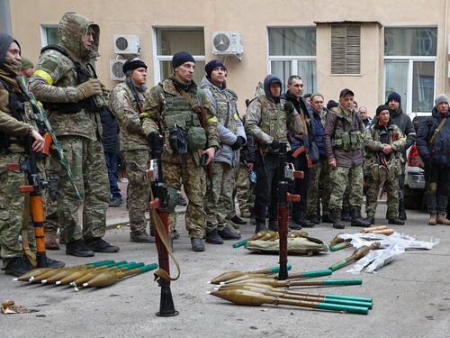 Furia cieca russa: razzi su Chernihiv. Kharkiv assediata. L'Ucraina resiste