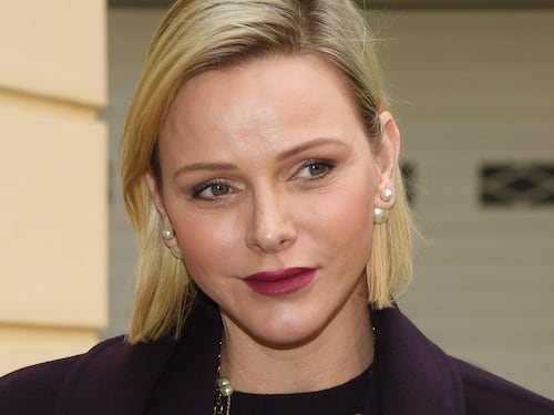 Charlene di Monaco confessa: "Ecco perché non sorrido"
